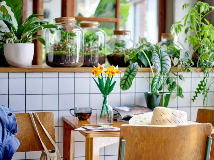 Lego Botanicals 40747 Daffodils Building Toy Gift