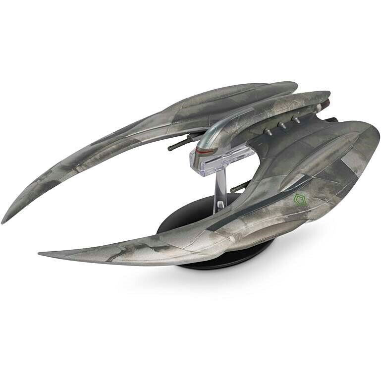 Modern Cylon Raider (2004 Series) Model Diecast Ship (Eaglemoss / Battlestar Galactica), size reference