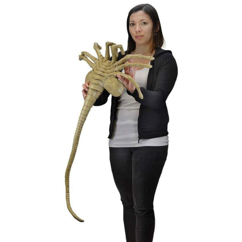 Alien Foam Prop Lifesize Face Hugger - Image 3