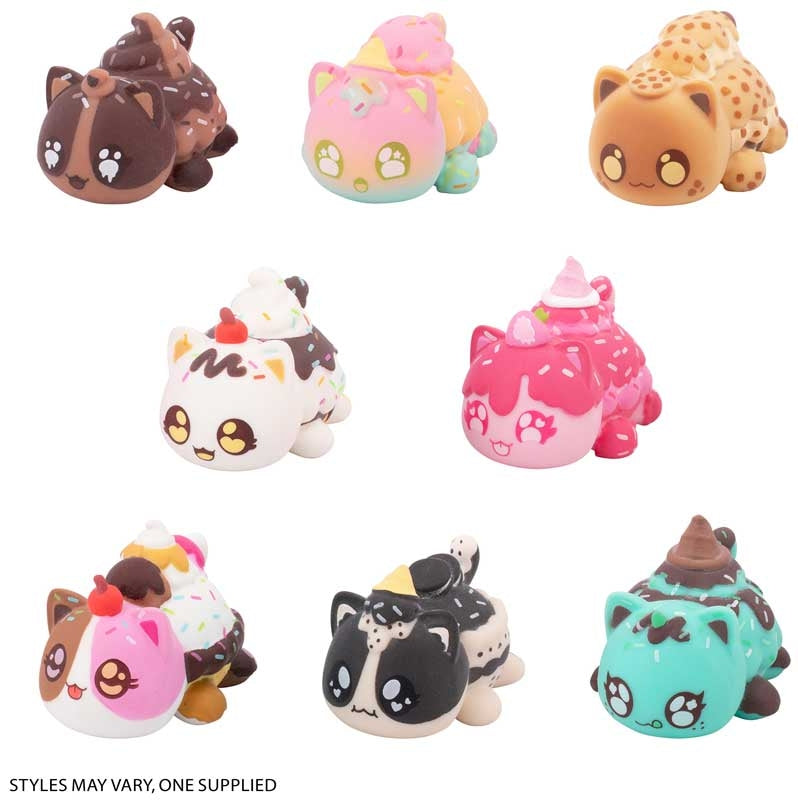 Aphmau Mystery MeeMeow Squishies, side angle