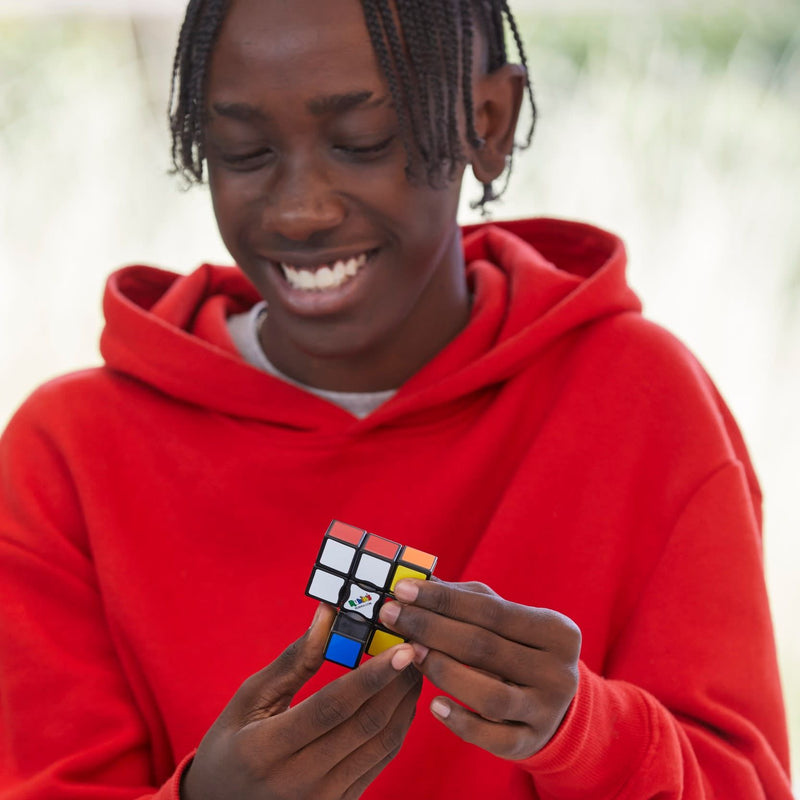 Rubik's 3x1 Edge, close-up detail