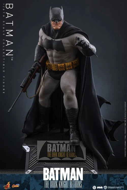 Hot Toys Batman The Dark Knight Returns Batman 1/6th Scale Figure