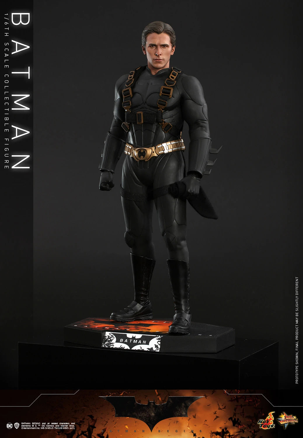 Hot Toys DC Batman The Dark Knight Batman Begins 1/6th Scale Figure