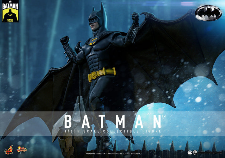 Hot Toys Batman Returns Batman 1/6th Scale Figure