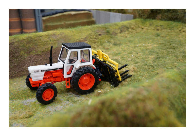 David Brown 1410 4WD, side angle