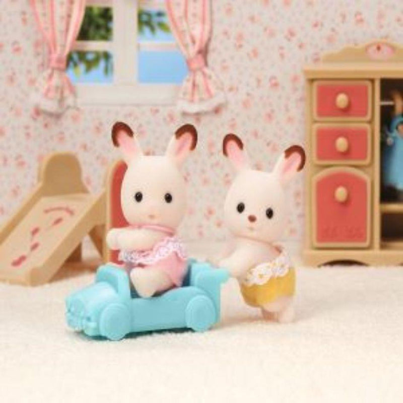 Sylvanian Families Chocolate Rabbit Twins Toy Playset for Age 3 and Up, alternate view