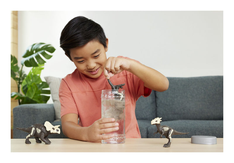 Jurassic World Saga Dino Reveal Assortment - Image