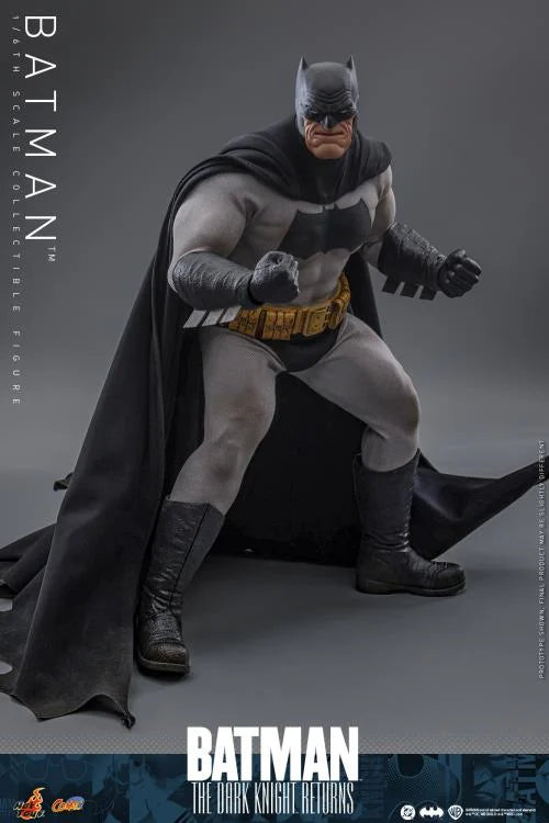 Hot Toys Batman The Dark Knight Returns Batman 1/6th Scale Figure