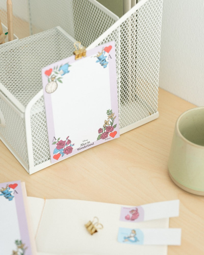 Disney Alice in Wonderland Sticky Notepad close up detail