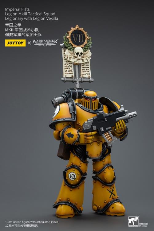 Warhammer 40k Imperial Fists Legion MkIII Tactical Squad Legionary with Legion Vexilla 1/18 Scale Figure