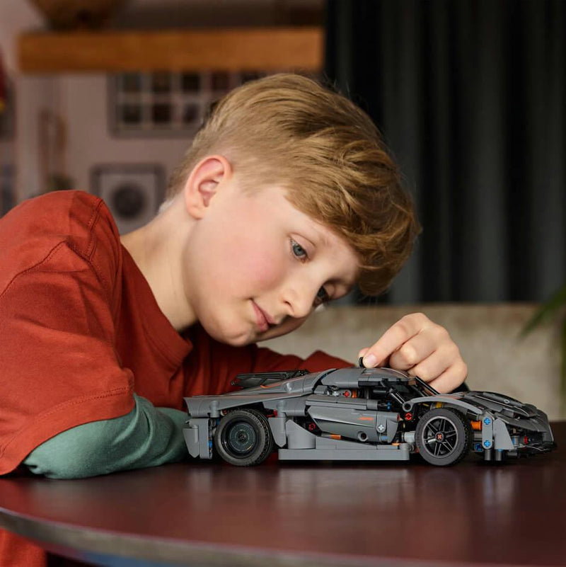 LEGO Technic 42173 Koenigsegg Jesko Absolut Grey Hypercar for Ages 10+, alternate view