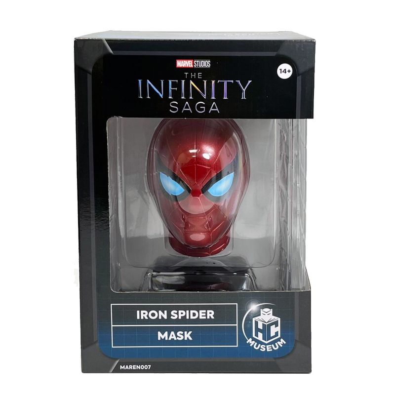 IRON SPIDER MASK Marvel Museum Replica MARUK007 (Eaglemoss / Hero Collector / Marvel The Infinity Saga), in display