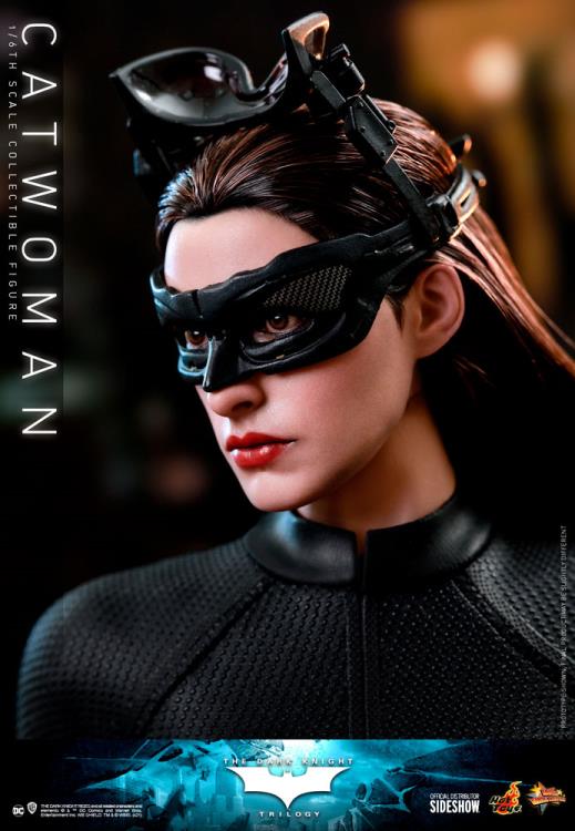 Hot Toys The Dark Knight Rises Catwoman 1/6th Scale Figure