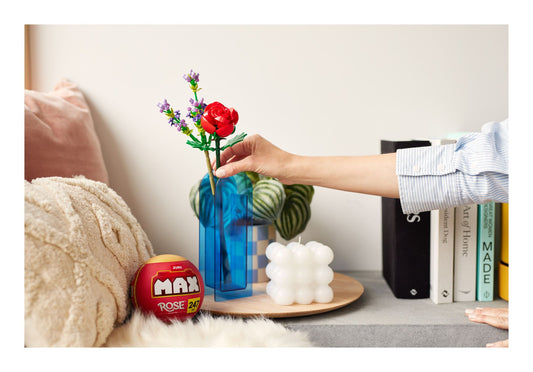 Max Premium Rose Building Bricks Collection - Image
