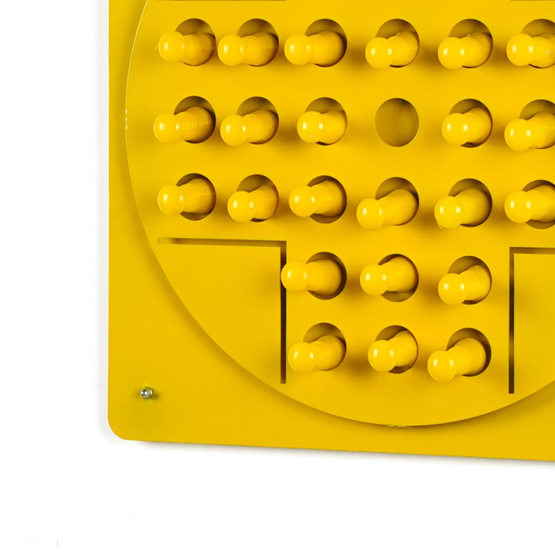 Peg Solitaire Yellow, side angle