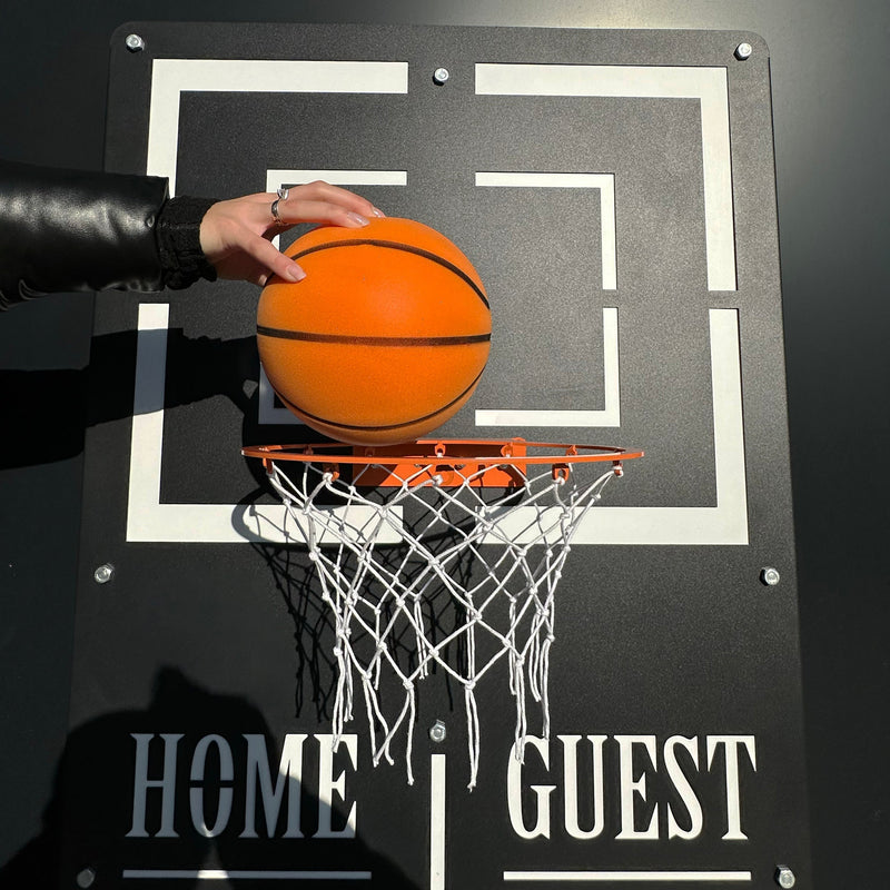 Grand Basketball, rear view