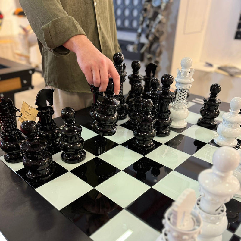 Masterpiece Chess Table, size reference