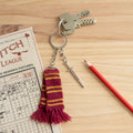 Gryffindor Scarf Harry Potter Wizarding World Keyring side angle