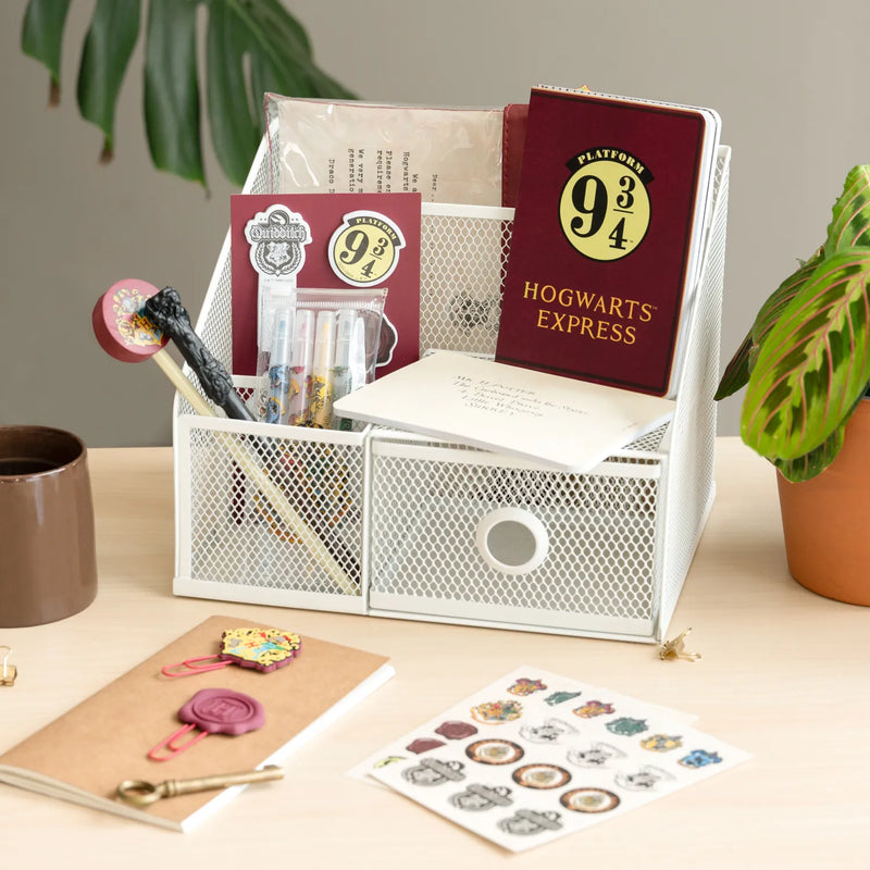 Harry Potter Stationery Set close up detail