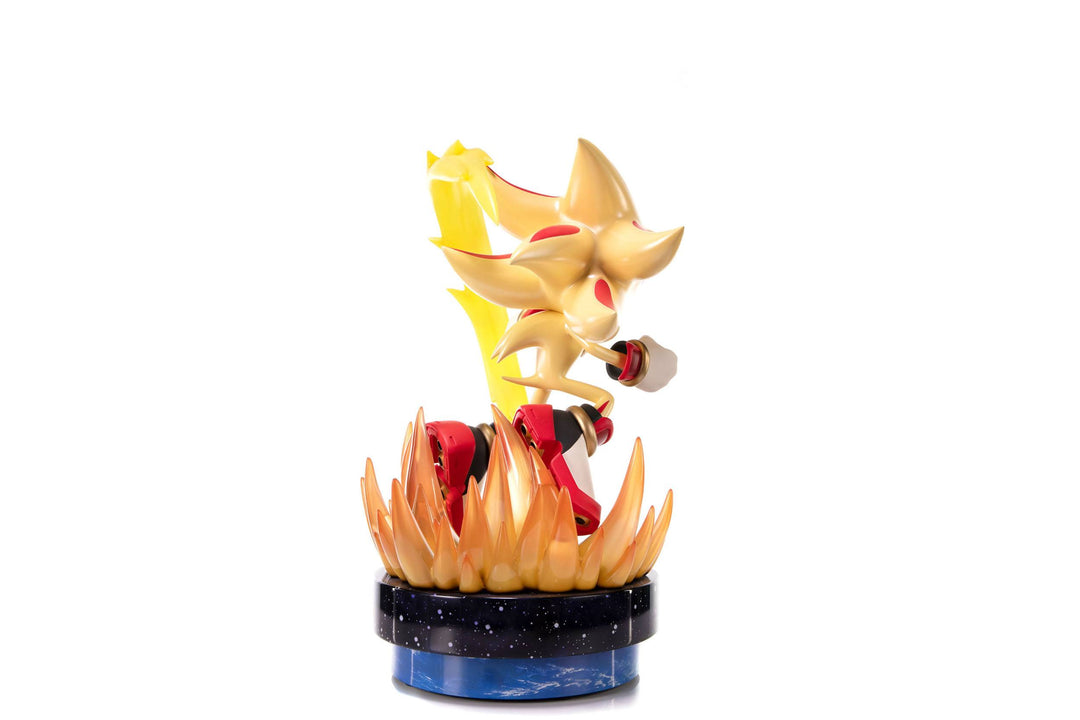First4Figures Sonic The Hedgehog Super Shadow Statue