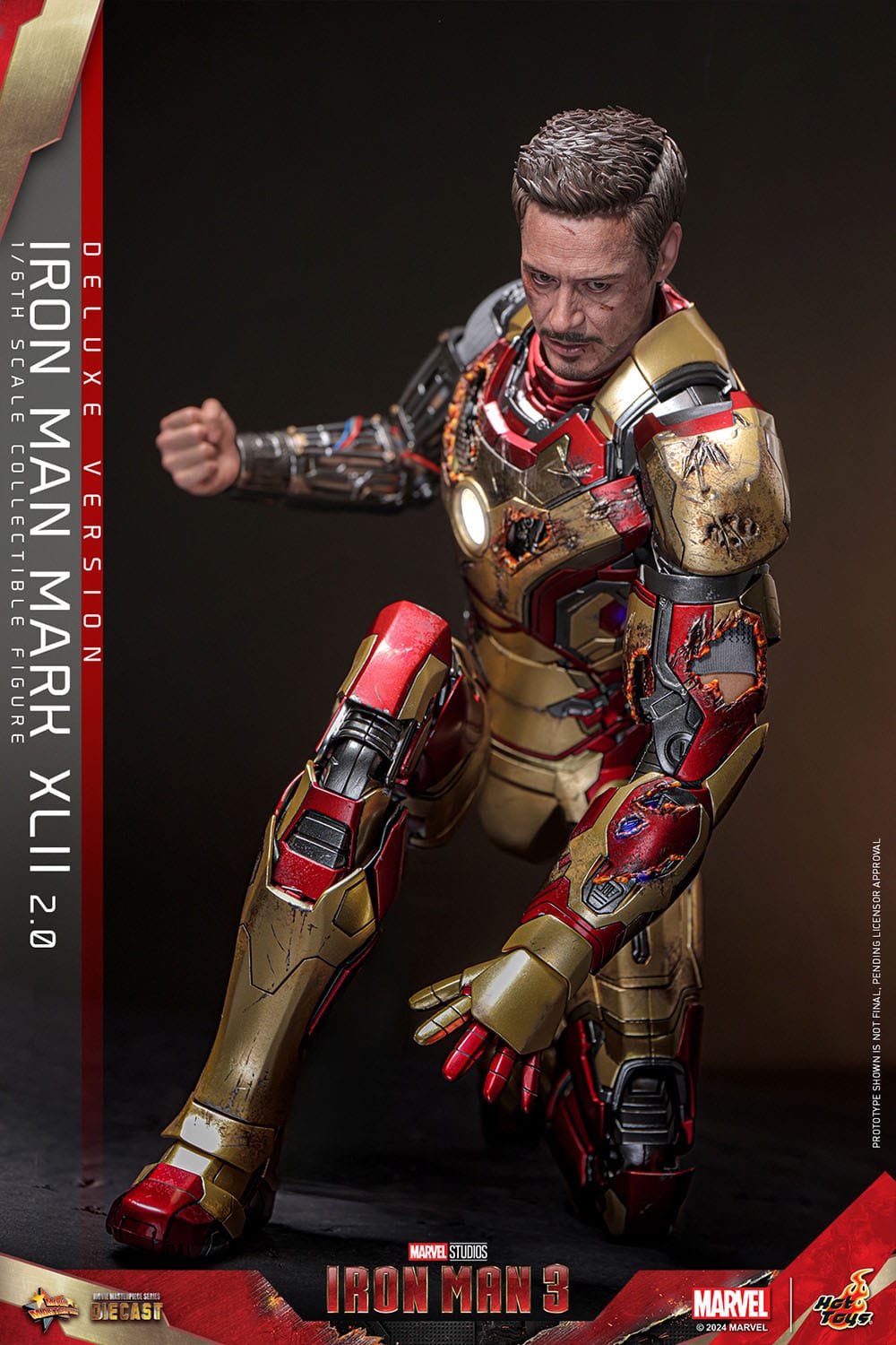 Hot Toys Iron Man 3 Iron Man Mark XLII (2.0) Deluxe 1/6th Scale Figure