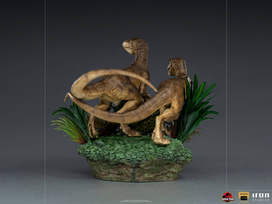 Iron Studios Jurassic Park Just The Two Raptors Deluxe 1/10 Scale Statue