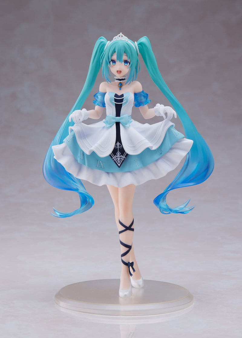 Vocaloid Hatsune Miku Cinderella Wonderland Vocaloid Figure, side angle