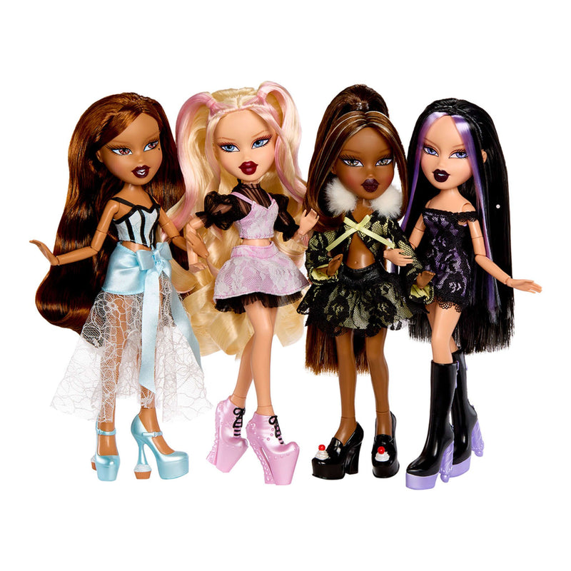 Cloe Bratz Birthday Stylin Fashion Doll alternate view