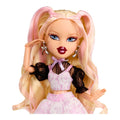 Cloe Bratz Birthday Stylin Fashion Doll close up detail