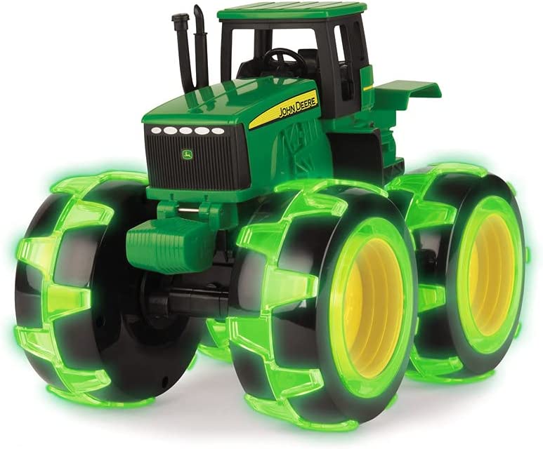 John Deere - Monster Treads Light Wheels Tractor