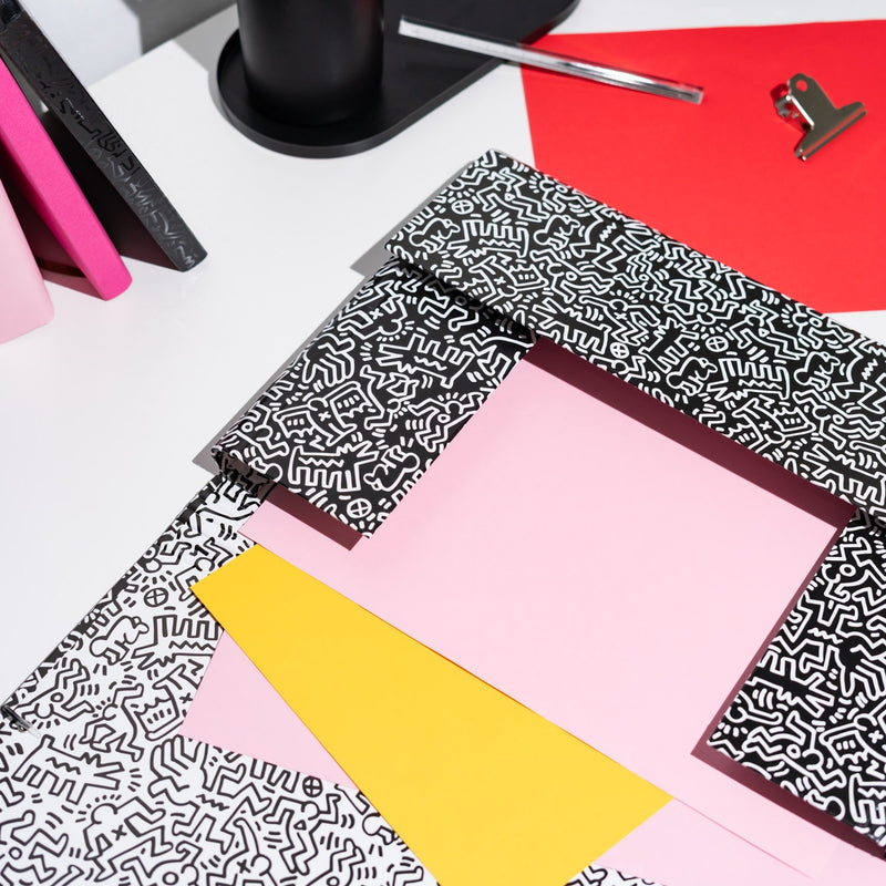 Keith Haring File Folder 34 x 25.5 cm packaging view