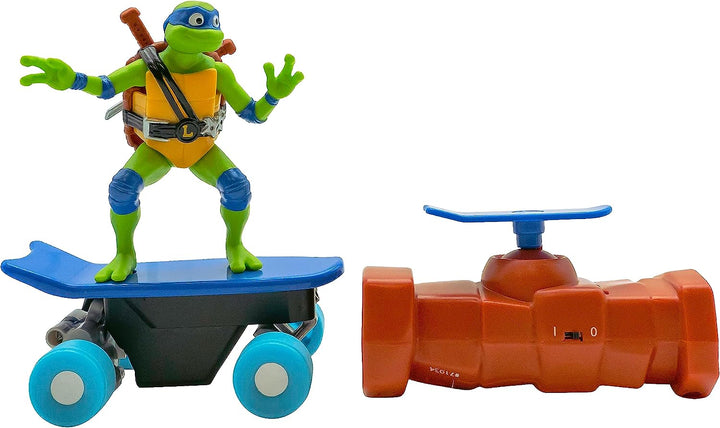 Teenage Mutant Ninja Turtles Mutant Mayhem Half Pipe RC Leonardo Figure