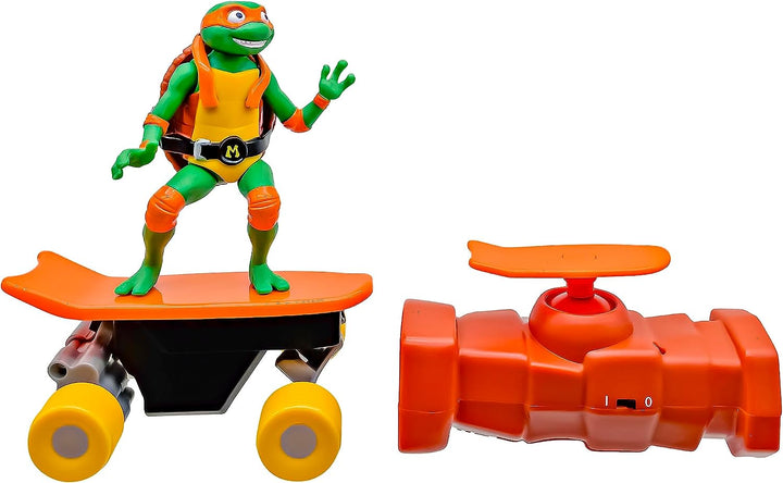 Teenage Mutant Ninja Turtles Mutant Mayhem Half Pipe RC Michelangelo Figure