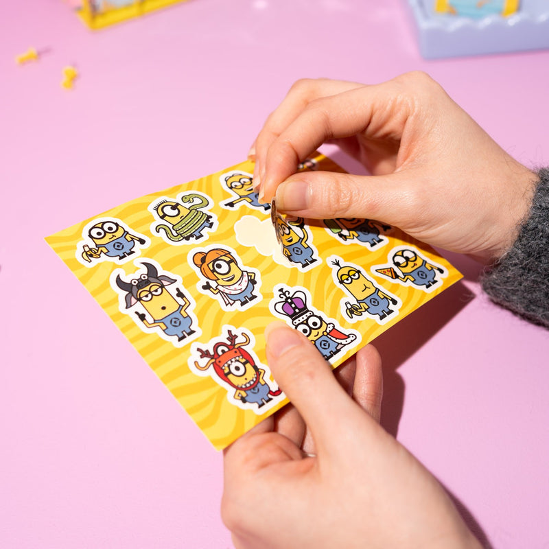 Minions Basic Stationery Set for School and Desk packaging view