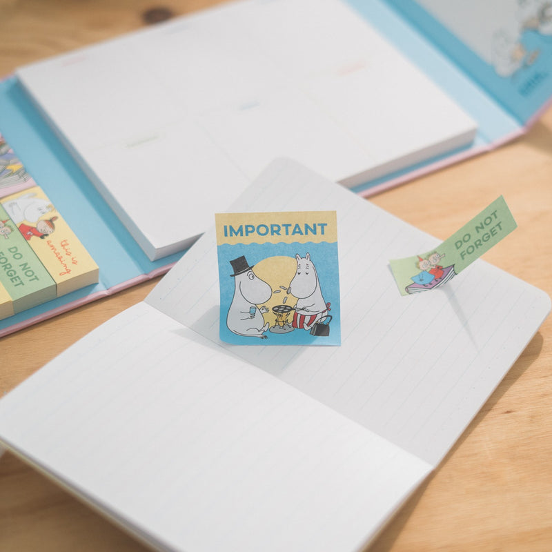 Moomin Weekly Planner with Adhesive Notes packaging view