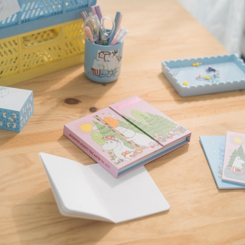 Moomin Weekly Planner with Adhesive Notes side angle