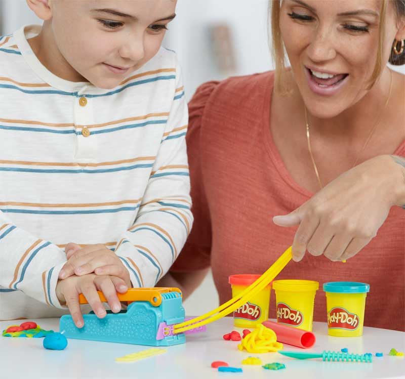 PLAY-DOH FUN FACTORY STARTER SET, size reference