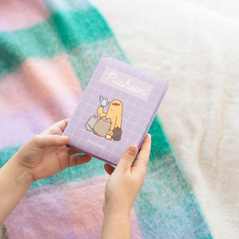 Pusheen 100 Pockets Photo Album 10 x 15 cm close up detail