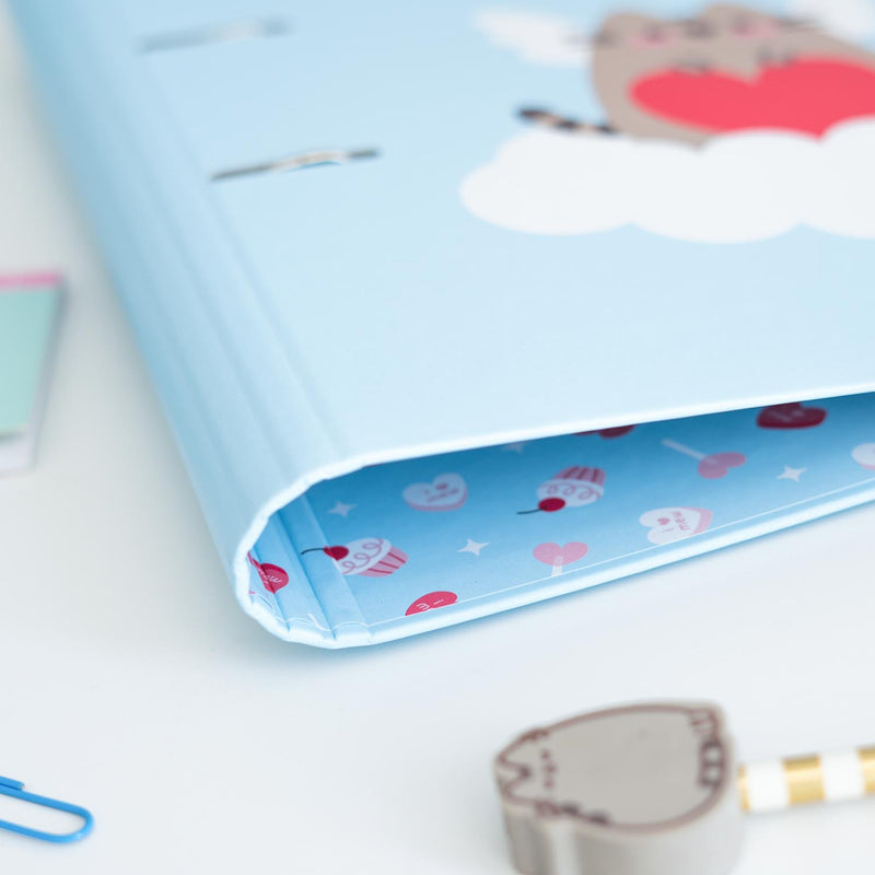 Pusheen Purrfect Love Collection 2 Ring Binder packaging view