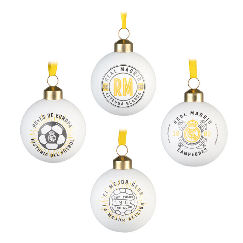 Real Madrid Set of 4 Glass Christmas Baubles 6.5 cm alternate view