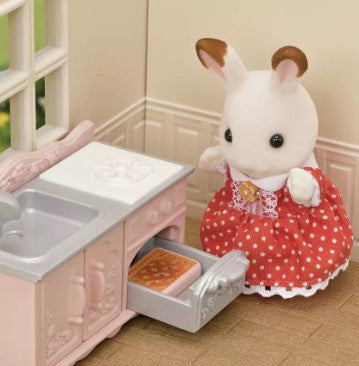 Sylvanian Families Red Roof Cosy Cottage - Image 4