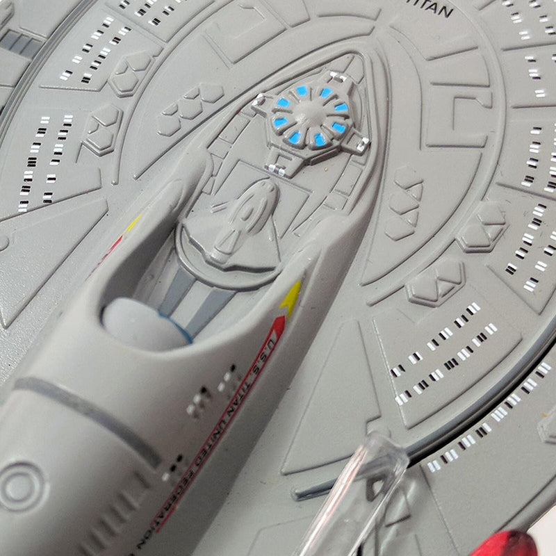 U.S.S. Titan NCC-80102 (Luna Class) Model Diecast Ship BONUS ISSUE (Eaglemoss / Star Trek), in display