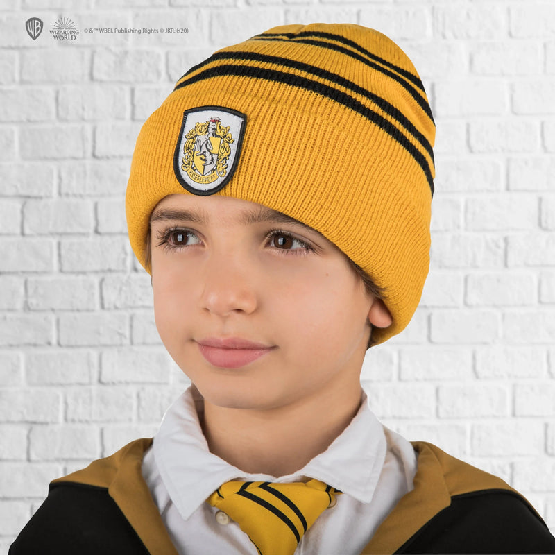 Harry Potter Kids Hufflepuff Gloves and Beanie Set (image 9 of 12)
