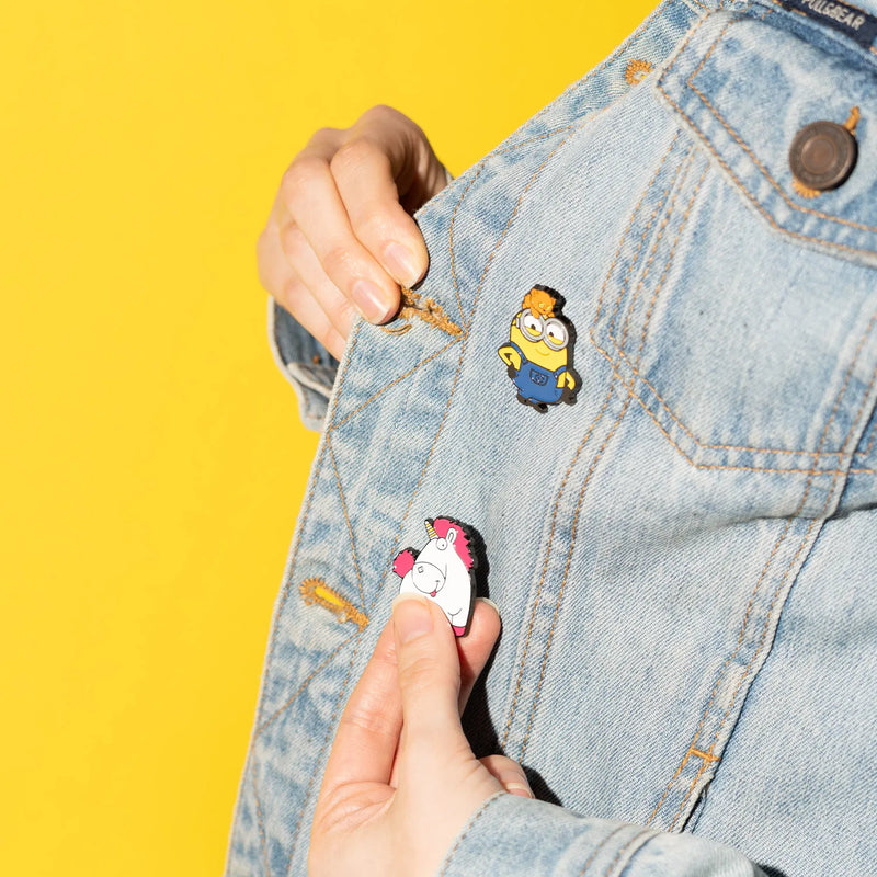 Minions Enamel Pin Badge Set of 4 with Butterfly Clasps design detail