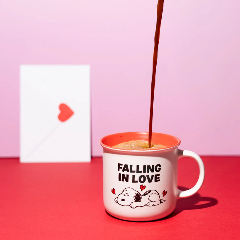 Snoopy Love Season Premium Mug packaging view