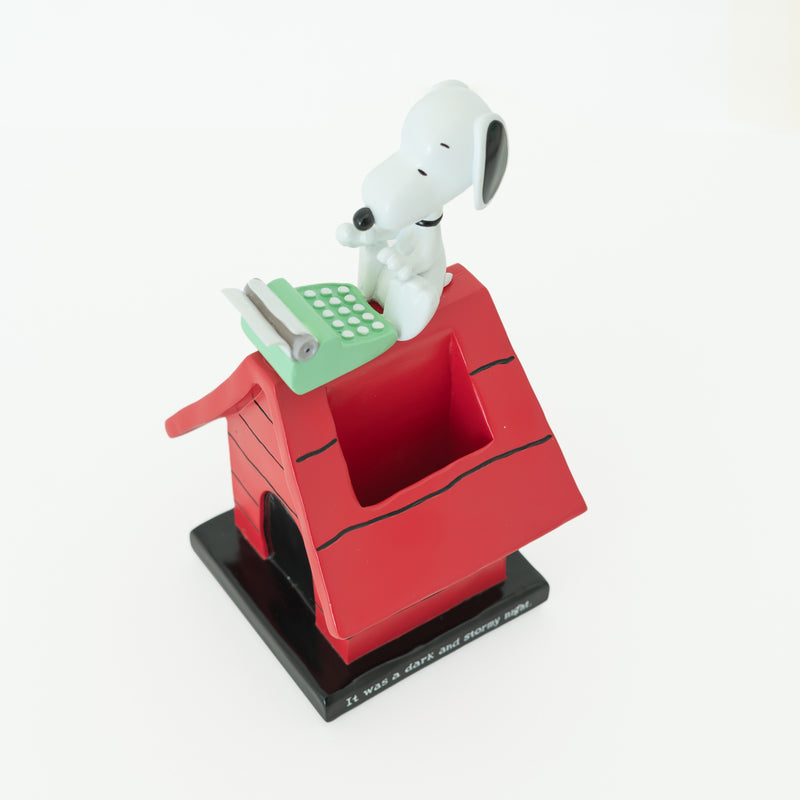 Snoopy Pen Holder Hand-Painted Resin Desk Tidy side angle
