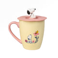 Snoopy Premium Mug with Lid close up detail