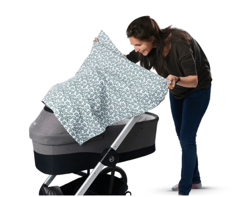 Sophie la girafe® – 4 Coloured Swaddles Gift Set, size reference