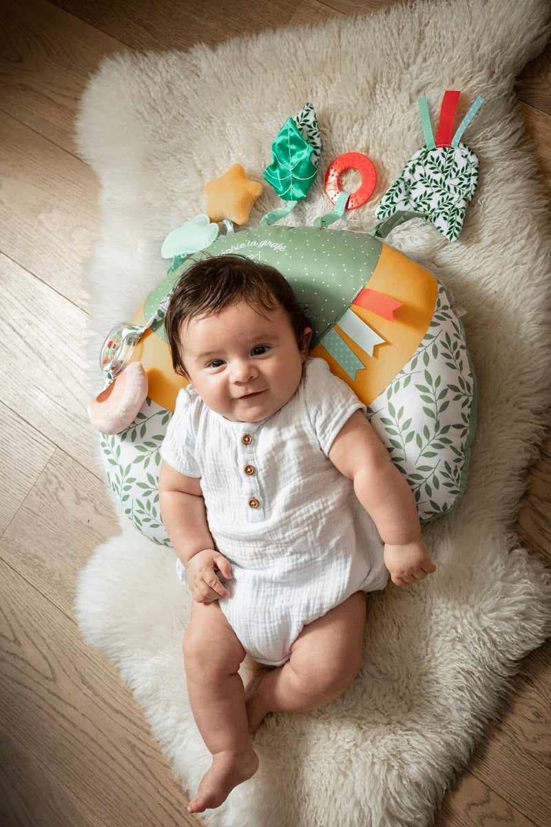 Sophie la girafe® - Cosy Play Cushion, packaging shot