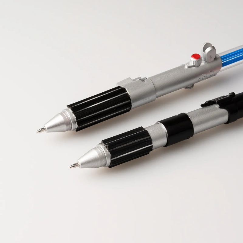 Star Wars Luke Skywalker & Darth Vader Set of 2 Lightsaber Pens close up detail